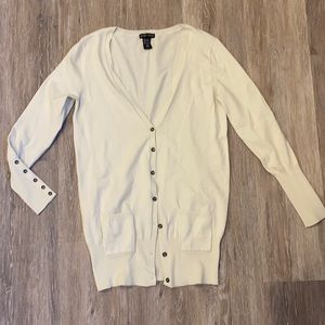 Women’s off white button up cardigan